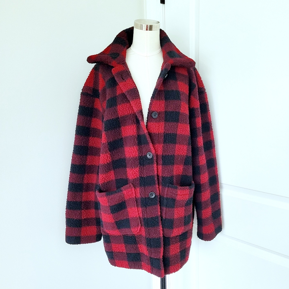 LEE Red/Black Plaid Sherpa Shacket Comfy Cozy Fall Fleece Travel Winter Vegan - Picture 7 of 10